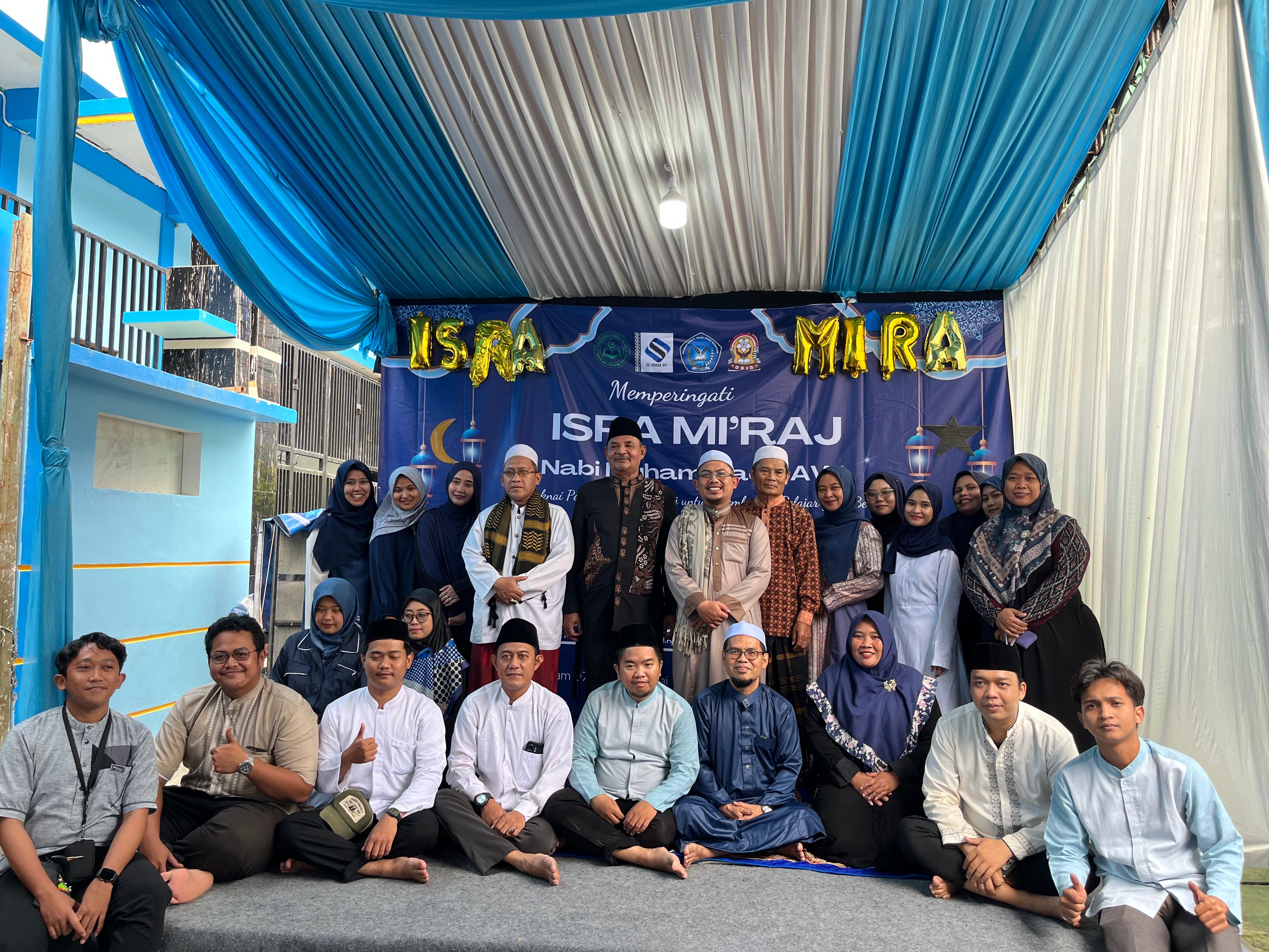 SMP–SMK Cahaya Prima menggelar kegiatan peringatan Isra Mi’raj Nabi Muhammad SAW