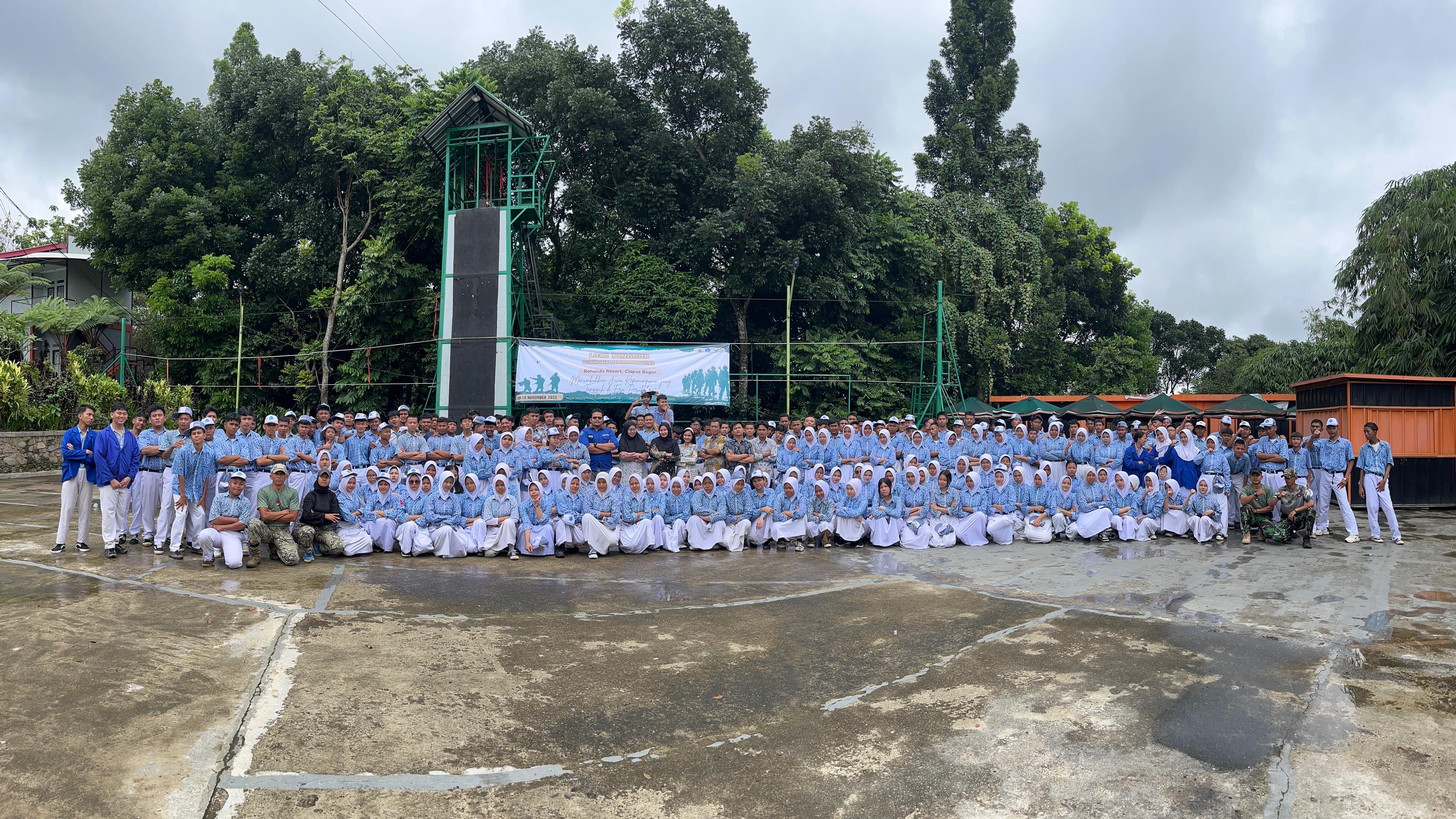 SMK Cahaya Prima mengikuti kegiatan Latihan Dasar Kepemimpinan Siswa (LDKS)