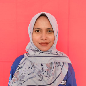 Vera Soraya, S.I.Kom